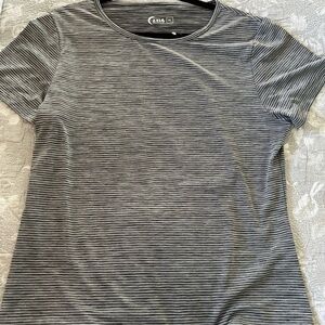 Zyia Tee